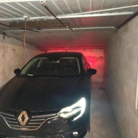 T2 En Hypercentre -Parking Prive-Clim-Proche Plage Sainte-Maxime Kültér fotó